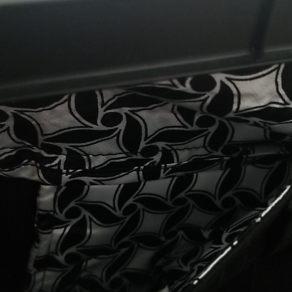 5/$20 White House Black Market Striped Pant NWT - Picture 8 of 9